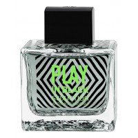 Banderas Play Seduction in Black