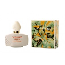 Jeanne Arthes Cassandra Blanc