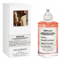 Maison Martin Margiela Replica Lipstick On Maison Martin Margiela Replica Lipstick On